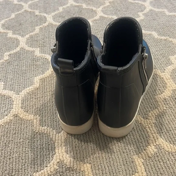 Steve Madden Size 7 Bootie - Picture 3 of 4